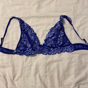 Ababoon bralette size large.